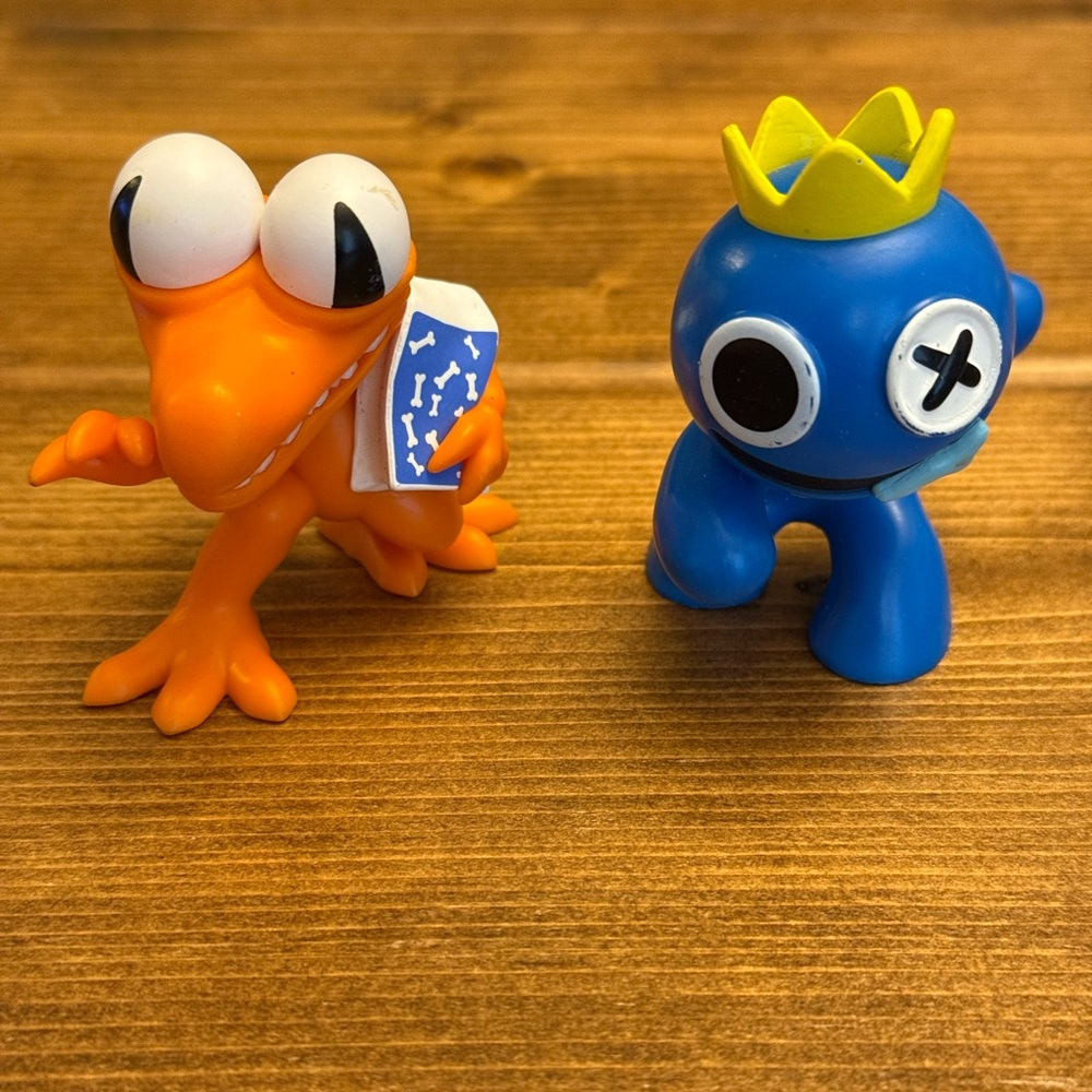 Rainbow Friends Blind Bag Mini Figures BLUE And ORANGE Versions